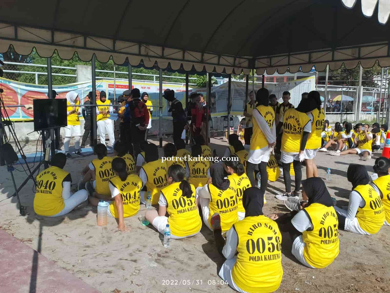 122 Casis Bintara Polwan Ikuti Tes Kesemaptaan Jasmani Gelombang II di Polda Kalteng