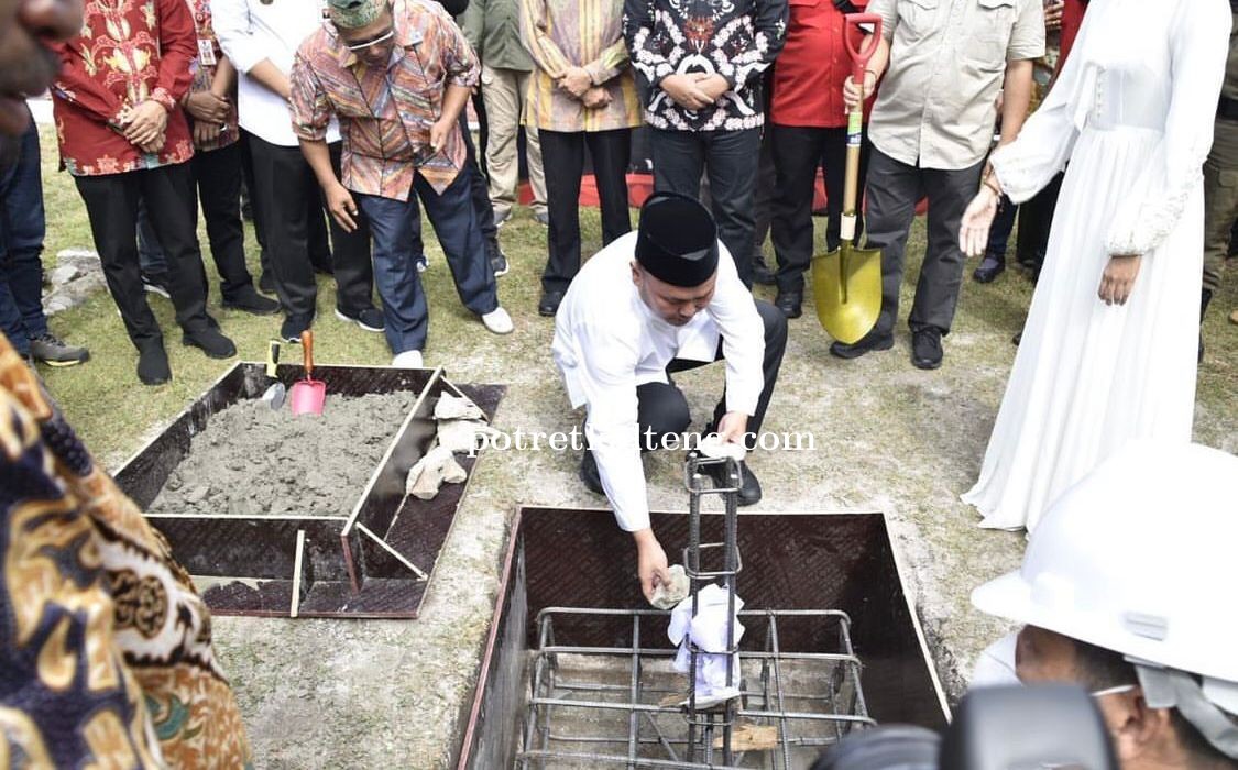 Batu Pertama Renovasi Bundaran Besar Palangka Raya di Letakkan Oleh Gubernur Kalteng