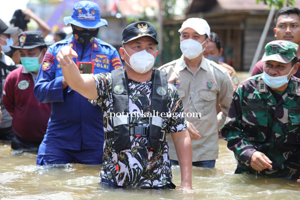 Banjir Melanda Kalteng, Gubernur Kalteng Sindir Menteri Sosial \"Jangan Pelit\"