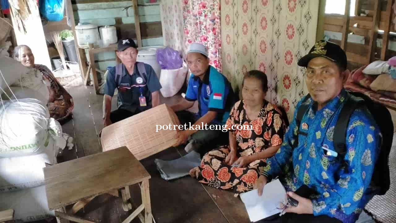 Desa Sei Kayu Kapuas Lakukan Pendataan Ulang Warga Penerima BLT