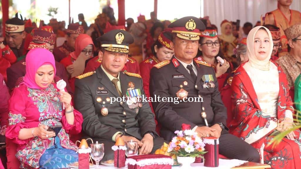 Kapolda Kalteng Hadiri Upacara Peringatan HUT Ke-66 Provinsi Kalimantan Tengah