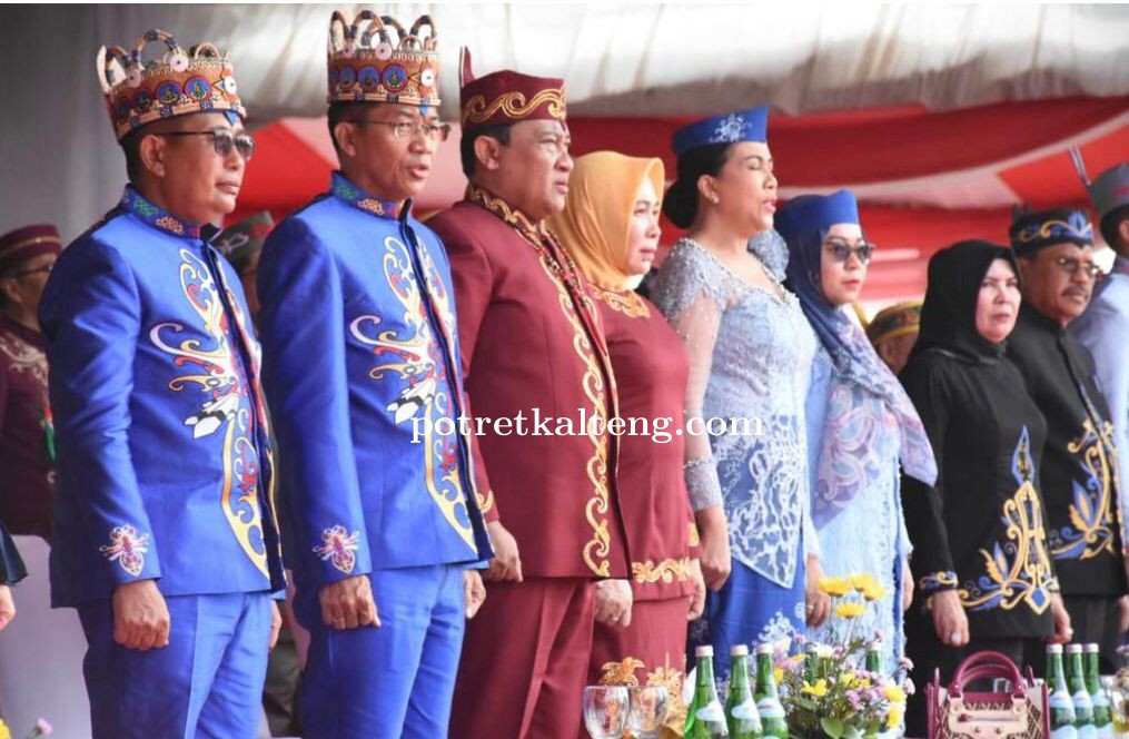 Kadispursip Nunu Andriani Hadiri Upacara Peringatan HUT ke 21 Kabupaten Murung Raya