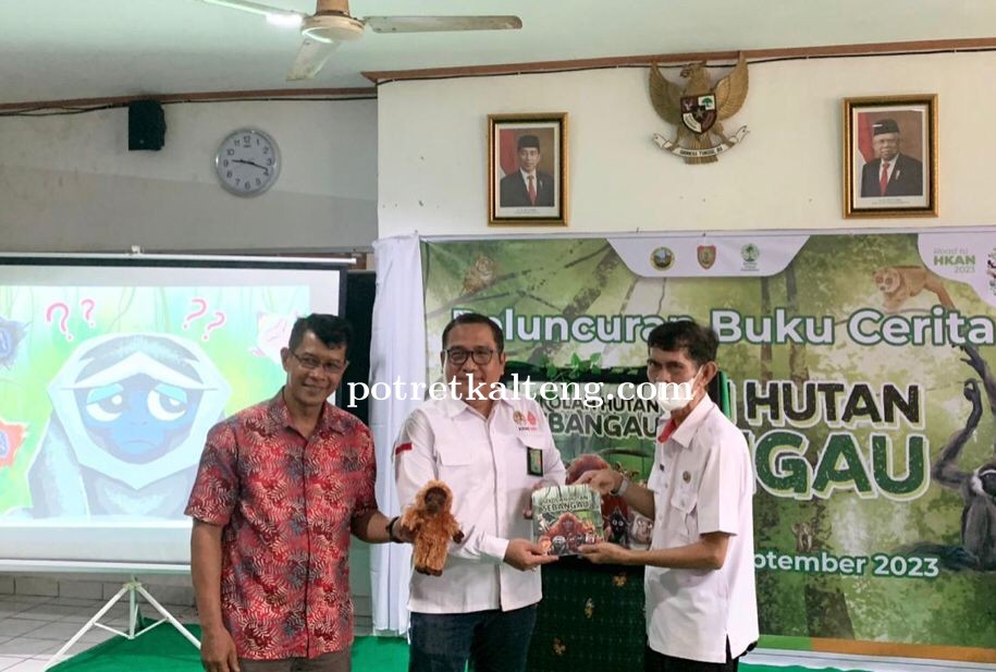 Dispursip Kalteng dan BTNS Luncurkan Buku Sekolah Hutan Sebangau