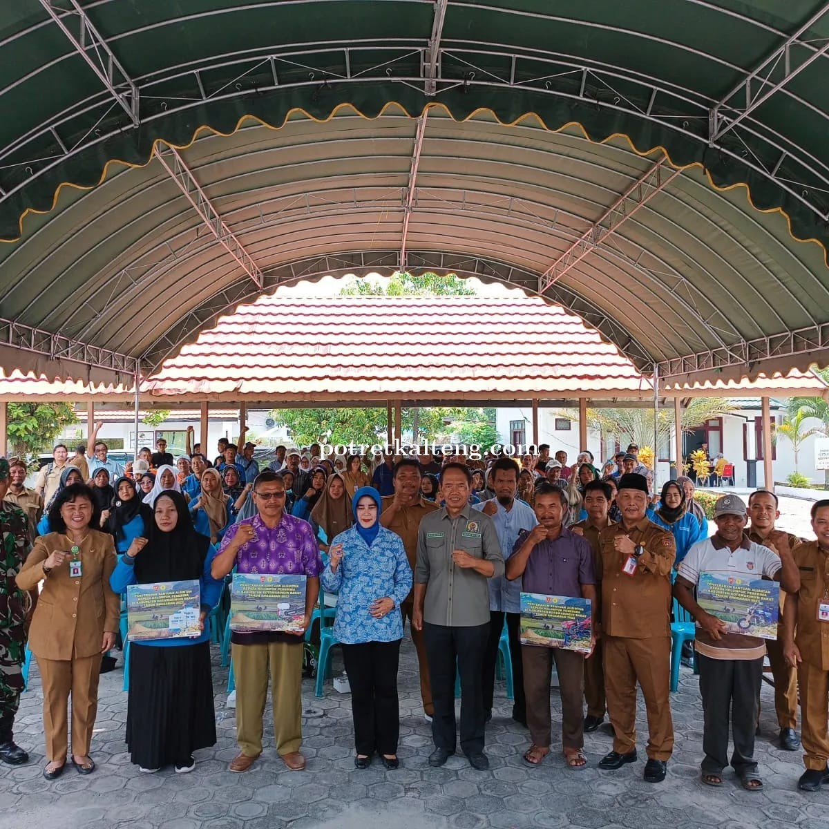Dorong Minat Bertani Generasi Muda, Bambang Purwanto Bagikan Alsintan Gratis Kepada Masyarakat
