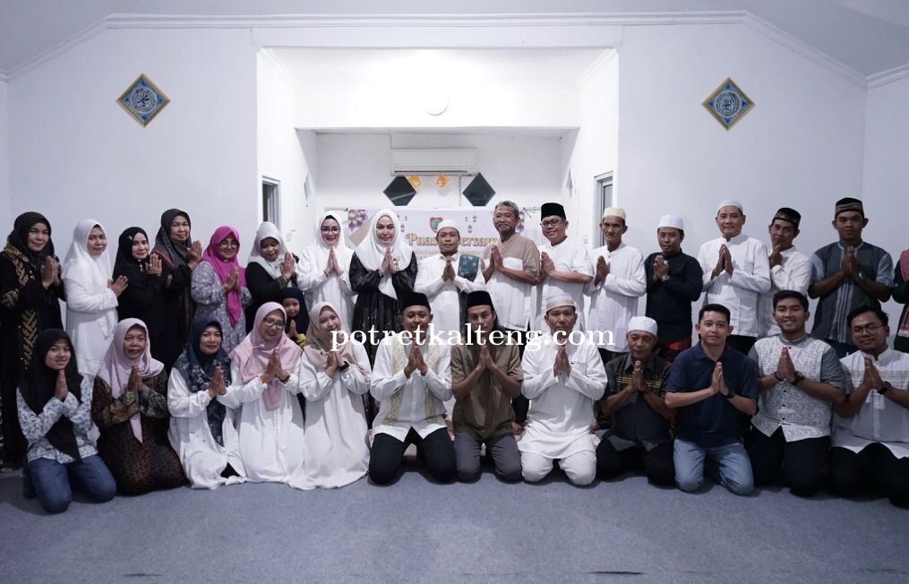 Disbudpar Provinsi Kalteng Gelar Buka Puasa Bersama