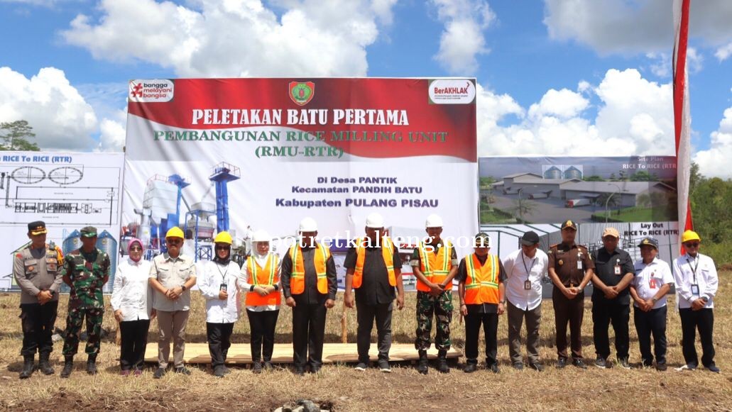 Kadis TPHP Kalteng Hadiri Tanam Perdana Padi dan Pembangunan Pabrik Penggilingan Padi