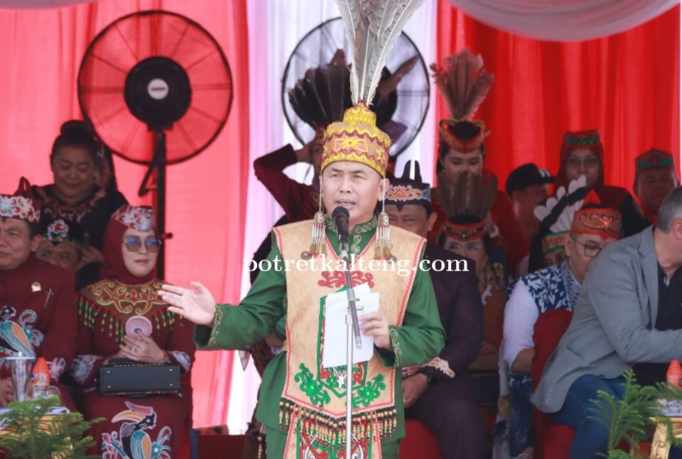 Gubernur Kalteng, H. Sugianto Sabran Lepas Peserta Karnaval Budaya FBIM Tahun 2024