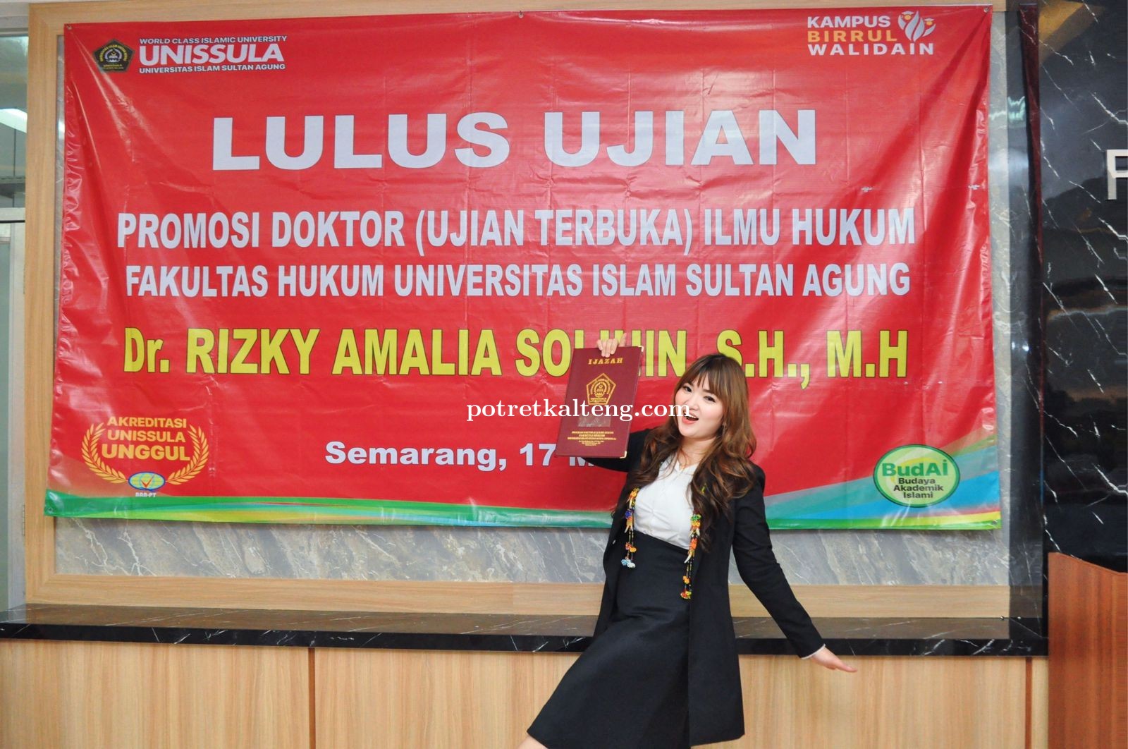 Membanggakan Kalteng, Rizky Amalia Raih Gelar Doktor di Usia 29 Tahun