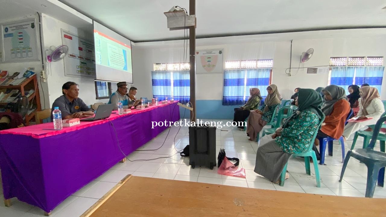 Tingkatkan SDM, Pemdes Desa Petak Batuah Gelar Pelatihan Jurnalistik dan Pengembangan UMKM