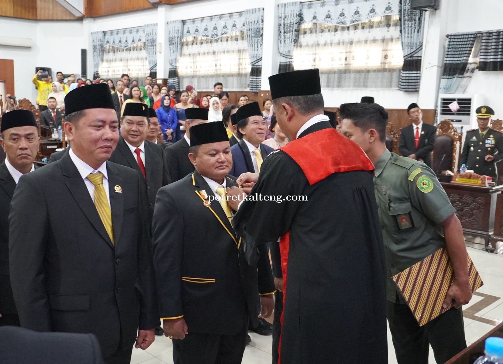 Ardiansah Kembali Jadi Pimpinan Sementara DPRD Kapuas Periode 2024-2029