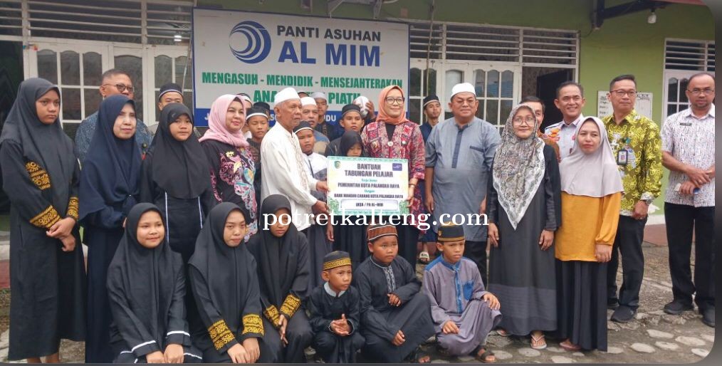 Kunjungi Panti Asuhan, Pj Wali Kota Palangka Raya Serahkan Bantuan Tabungan Pelajar