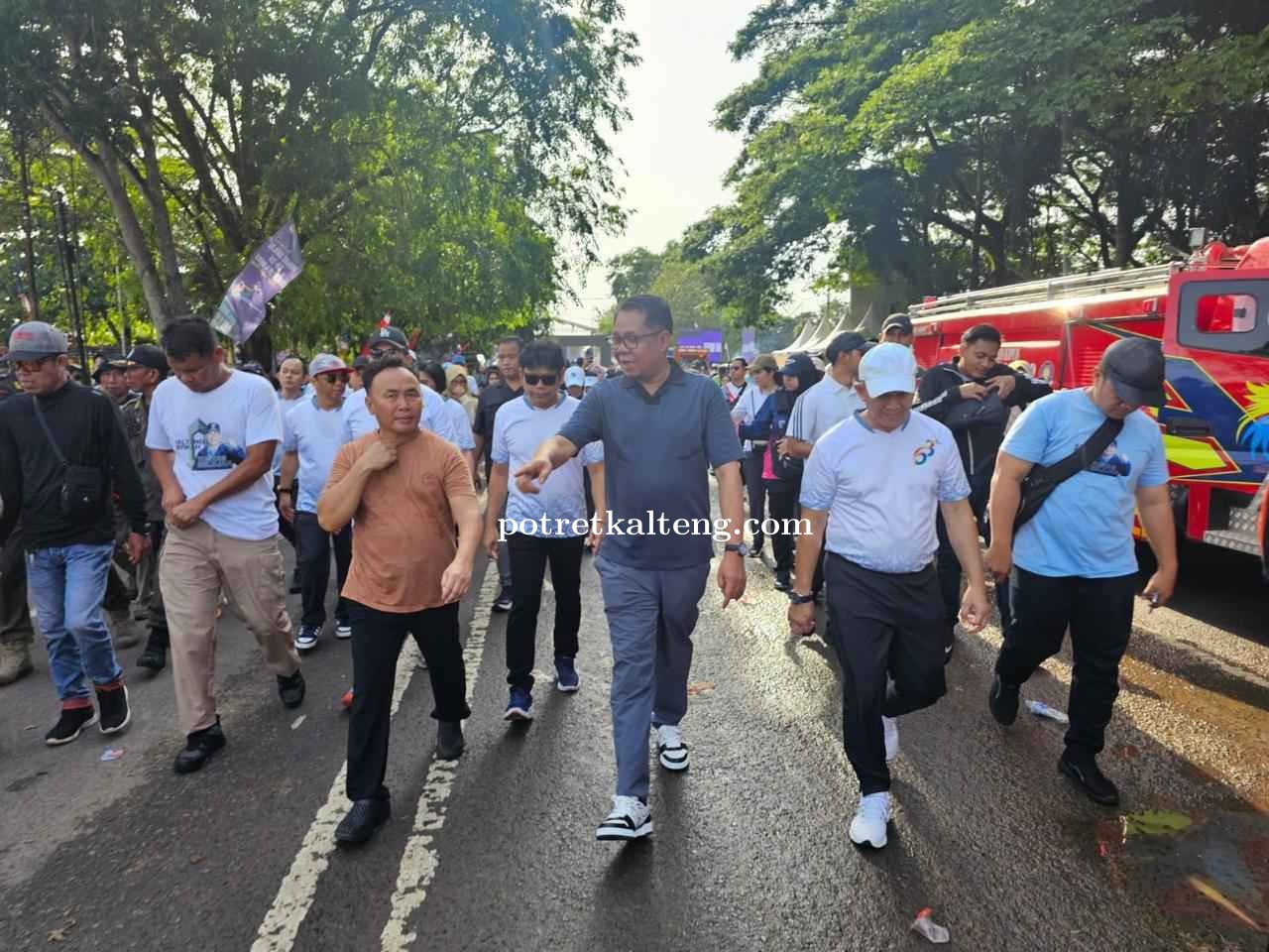 Dislutkan Prov. Kalteng meriahkan Fun Walk Kalteng Berkah di Kapuas dalam Rangka HUT Bank Kalteng