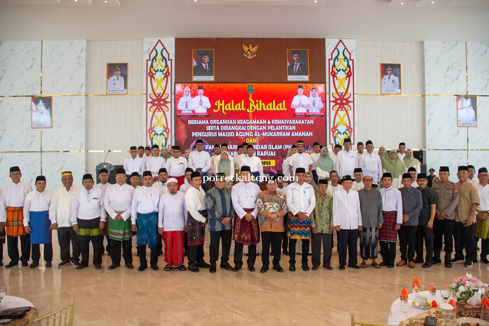 Bupati Kapuas Gelar Halal Bihalal dan Lantik Pengurus Masjid Agung Al Mukarram Amanah serta PHBI