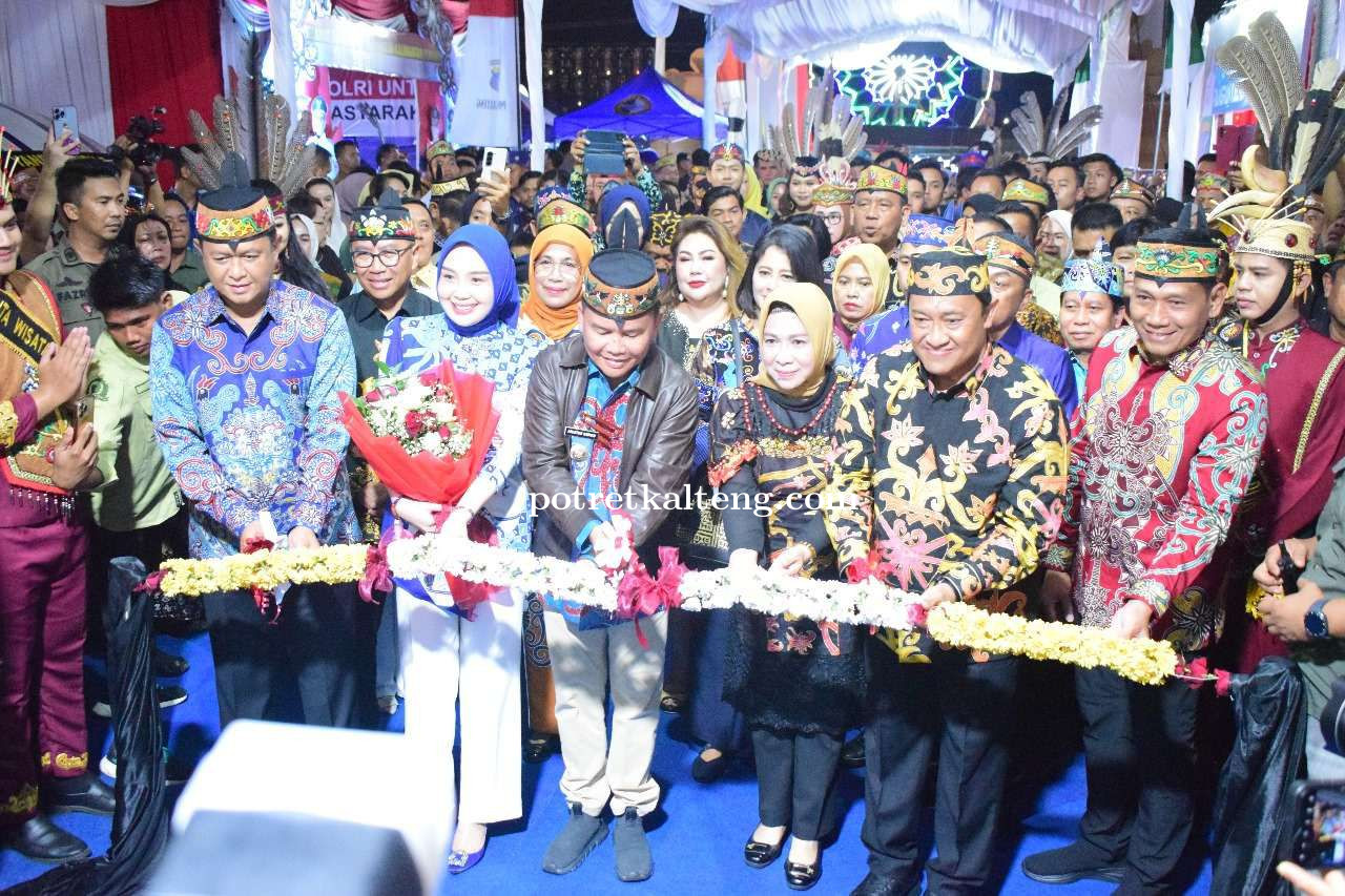 Gubernur H. Agustiar Sabran Resmi Membuka Kalteng Expo 2025, Dislutkan Tampilkan Inovasi Pangan Biru