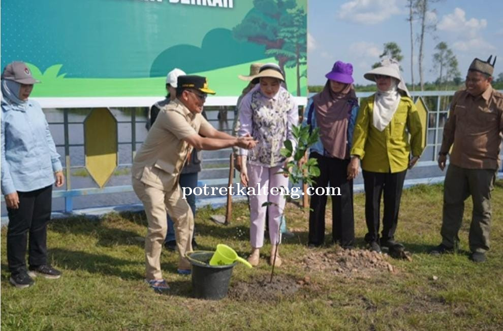 Gubernur Agustiar Sabran Tanam Pohon, Tegaskan Komitmen Pemprov Kalteng terhadap Pelestarian Lingkun