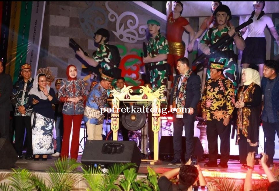 Dukung UMKM dan Budaya Lokal, Gubernur Kalteng Resmikan Car Free Night Huma Betang Night