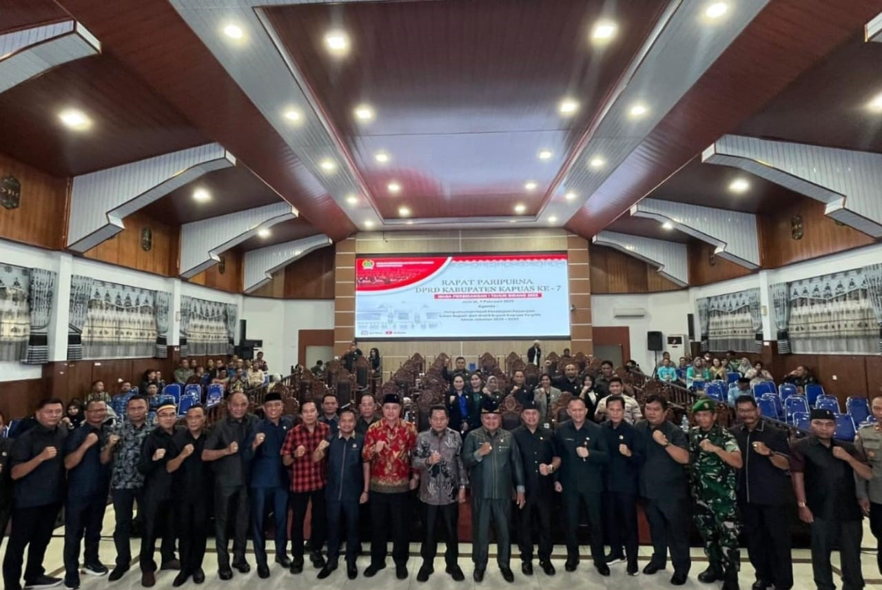 DPRD Kapuas Umumkan Penetapan Wiyatno-Dodo sebagai Bupati dan Wakil Bupati 2025–2030