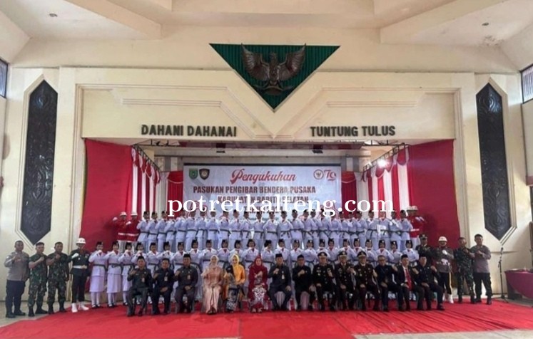 Pj Bupati Barsel Kukuhkan 50 Orang Anggota Paskibraka Tahun 2024