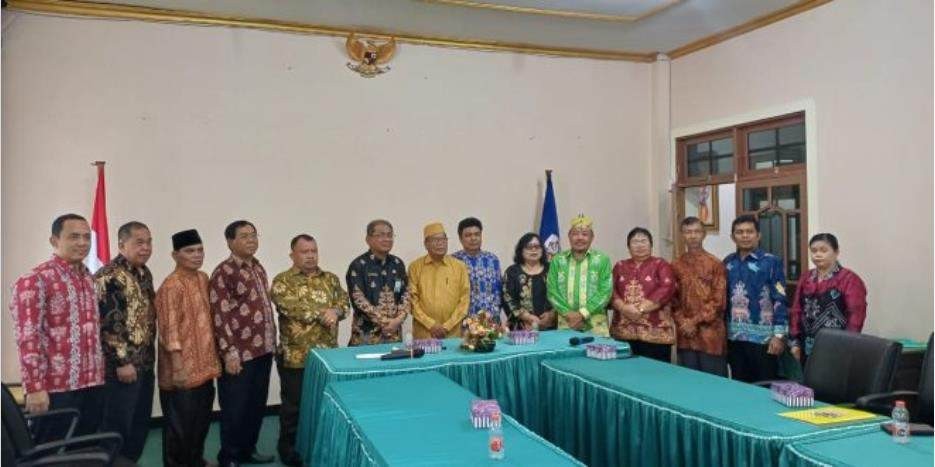 MB AHK Pusat Palangka Raya Tandatangani MoU dengan IAHN TP Palangka Raya