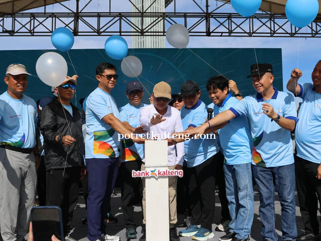 Perkuat Sinergi, Kapolda Kalteng Hadiri Fun Walk dan Peluncuran Fitur QRIS Bank Kalteng