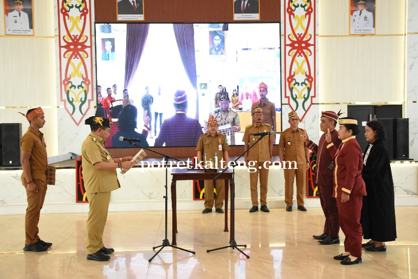 Dua Damang Kepala Adat Resmi Dilantik, Bupati Wiyatno Tekankan Peran Strategis dalam Pelestarian Bud