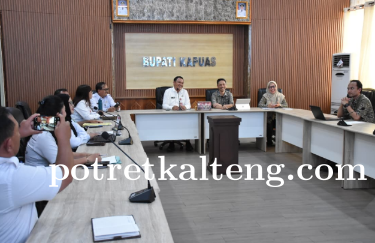 Pemerintah Kabupaten Kapuas melaksanakan Forum Komunikasi Penyelenggara Jaminan Kesehatan Utama (PKU