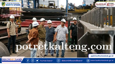 Bupati Shalahuddin dan Tim Teknis Sidak Pabrik Baja PT Wiratama untuk Proyek Jembatan Vital