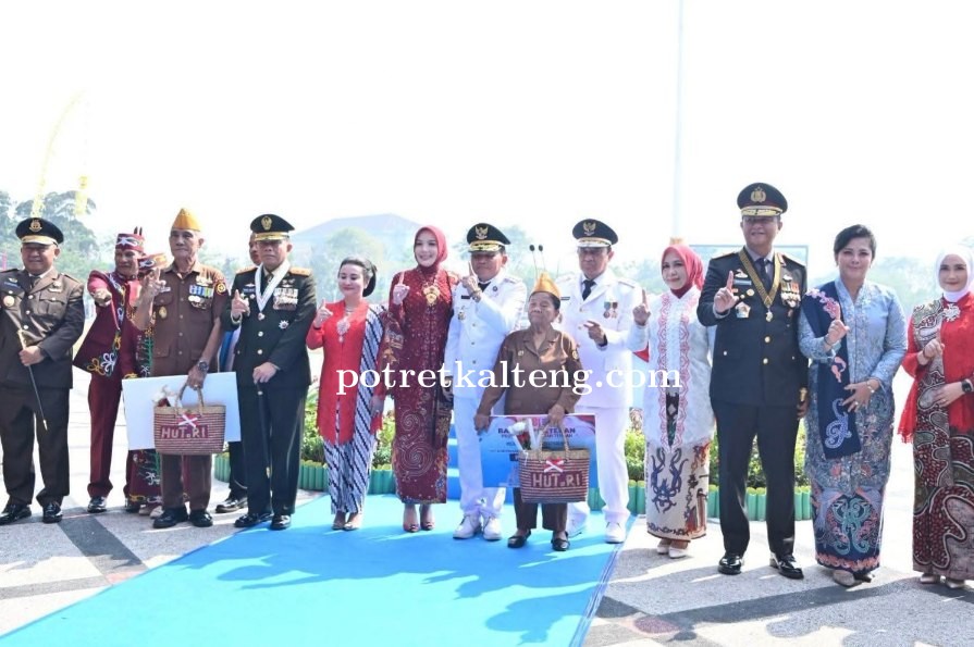 Gubernur Agustiar Serahkan Tali Asih Veteran dan Remisi Warga Binaan