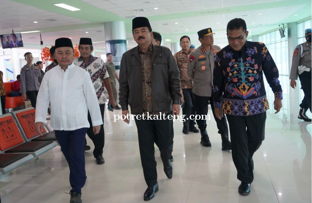 Gubernur Kalteng, Sugianto Sabran Antar Langsung Keberangkatan Menteri ATR/BPN
