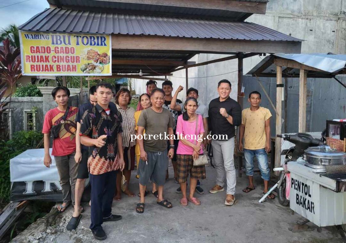 Gerak Cepat, Advokat Suriansyah Halim dan LSR LPMT Kalteng Bongkar Pagar Yang Tutup Jalan Gereja