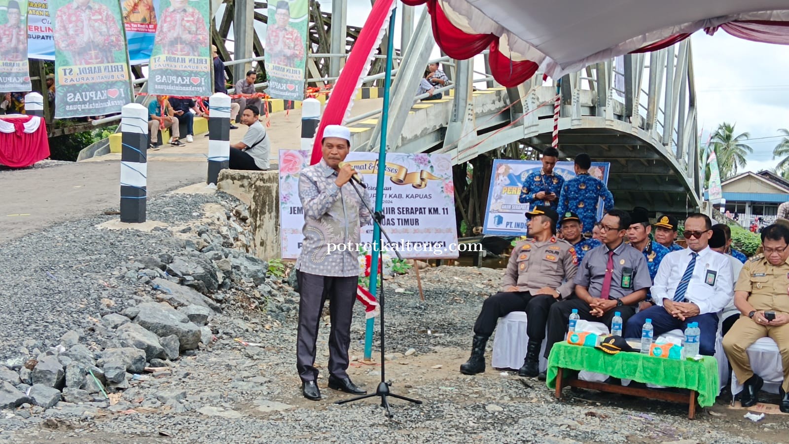 Legislator Kapuas Apresiasi PUPR-PKP Kapuas Atas Pembangunan Jembatan Pasar Senin Anjir Serapat