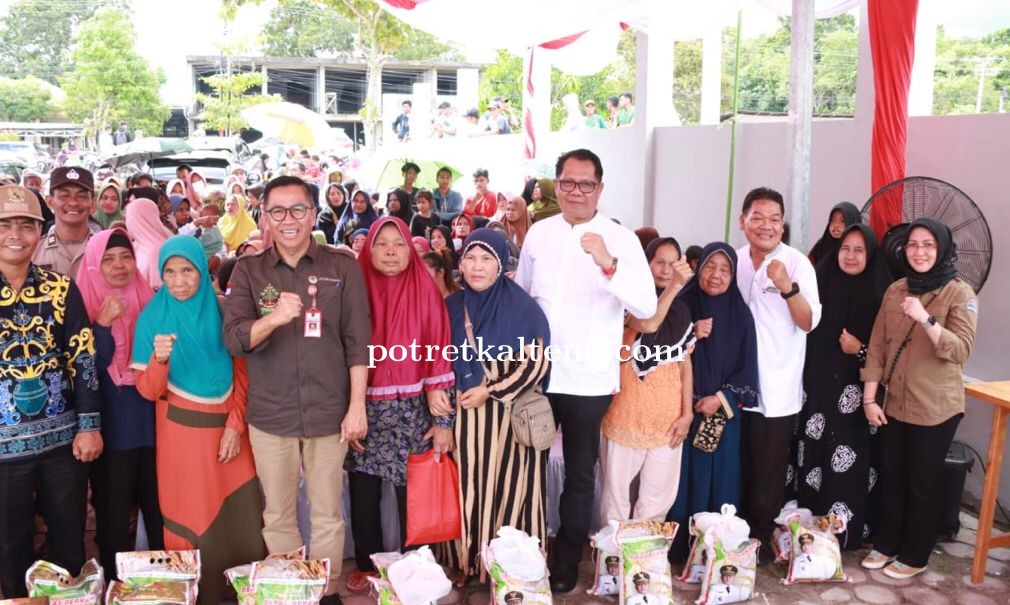 Pemprov Kalteng Salurkan 1000 Paket di Pasar Murah di Kelurahan Pahandut Seberang