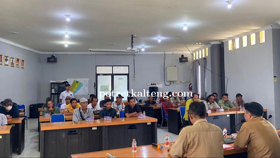 Calon Peserta Sertifikasi Tenaga Konstruksi Verifikasi di Kantor Dinas PUPRPKPP Kapuas