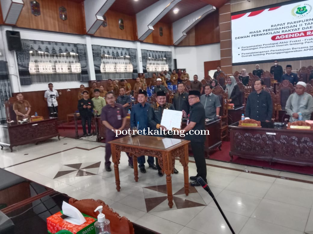 Rapat Paripurna, DPRD Kapuas Setujui Raperda Pertanggungjawaban APBD 2023