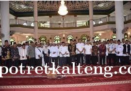 Plt Bupati Kapuas HM Nafiah Ibnor Hadiri Kegiatan Manasik Haji di Masjid Agung Al Mukarram