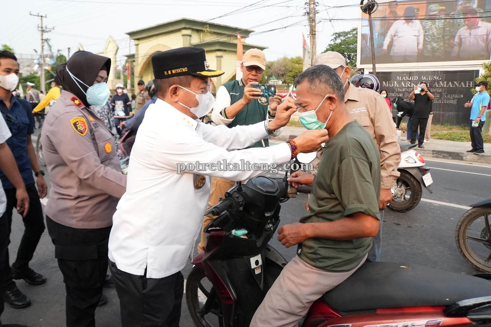 Bupati Kapuas Gerak Cepat Lindungi Warga dari Dampak Kabut Asap