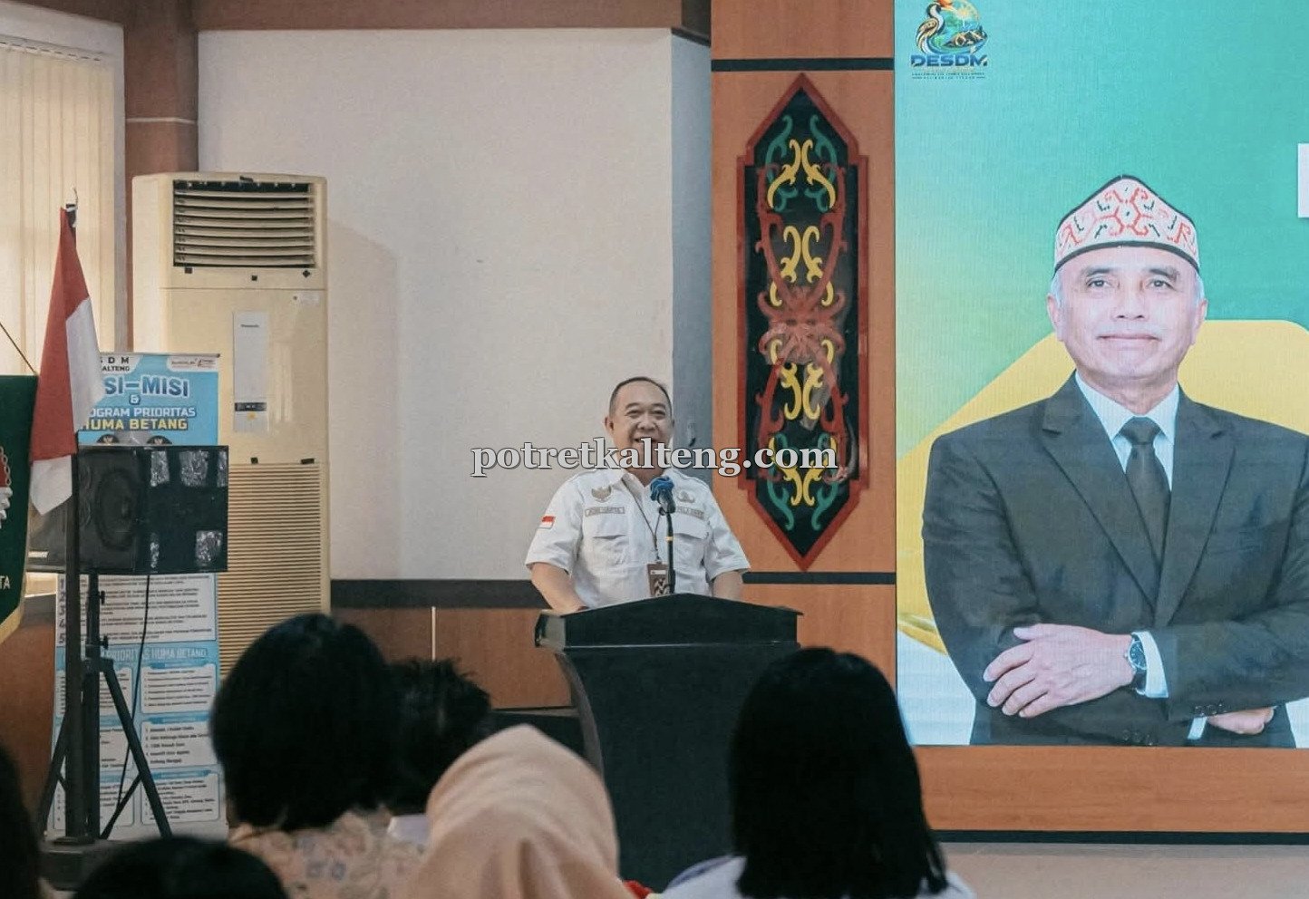 Sekretaris Dinas ESDM Kalteng Syaripudin Resmi Purna Tugas