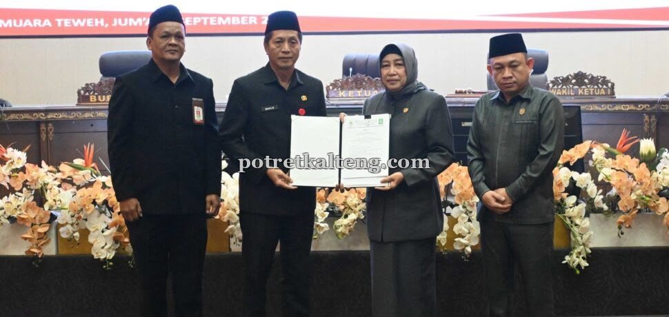 Wakil Ketua I DPRD Barito Utara Pimpin Paripurna Pemandangan Umum Fraksi atas Perubahan APBD 2026