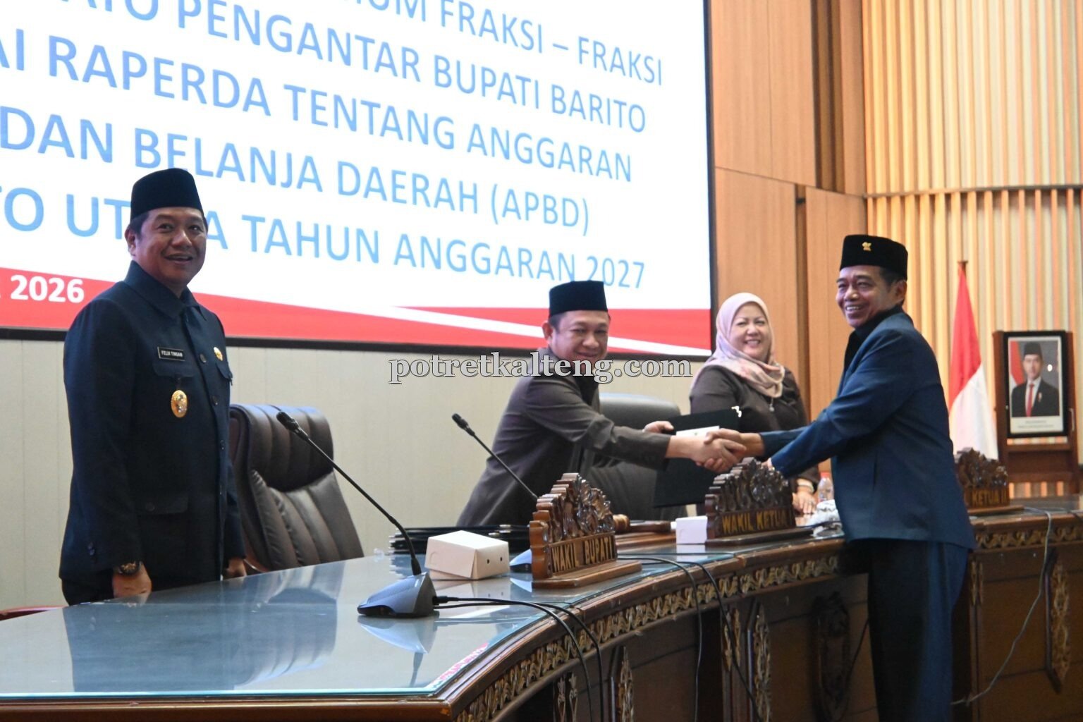 Fraksi DPRD Barito Utara Soroti Arah Kebijakan APBD 2027 dalam Rapat Paripurna