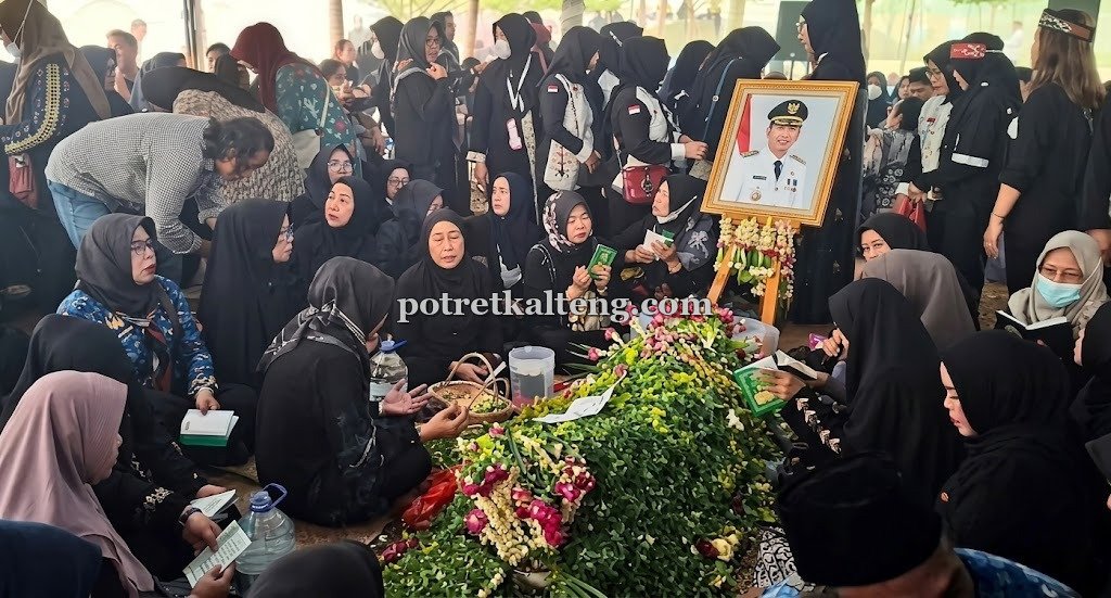 Ketua DPRD Barut dan Ribuan Warga Lepas Kepergian H. Nadalsyah