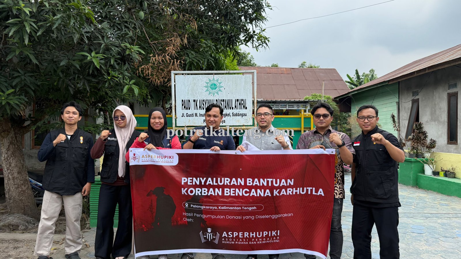 ASPERHUPIKI Bersama MDMC Salurkan Bantuan Kemanusiaan untuk Korban Karhutla di Kalteng