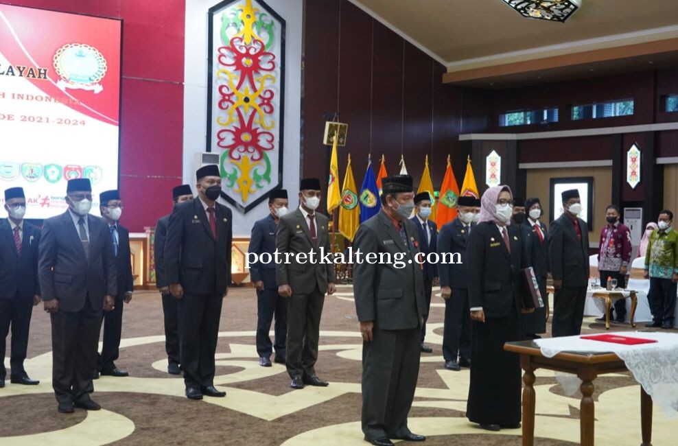 Wagub Kalteng Kukuhkan Pengurus Komisariat Wilayah Forum Sekretariat Daerah Prov.Kalteng