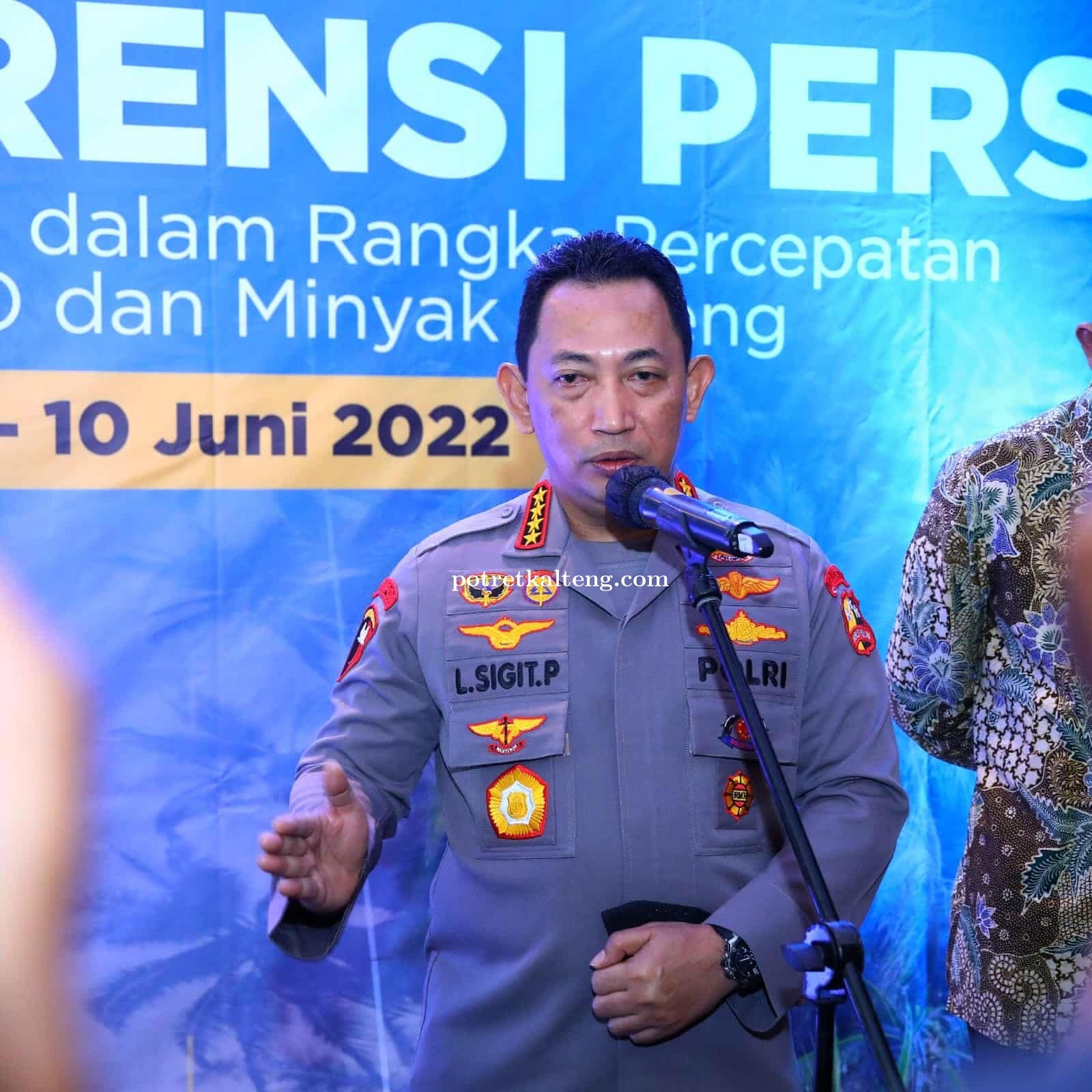 Pastikan Ketersediaan Minyak Goreng, Polri Awasi 17.000 Pasar