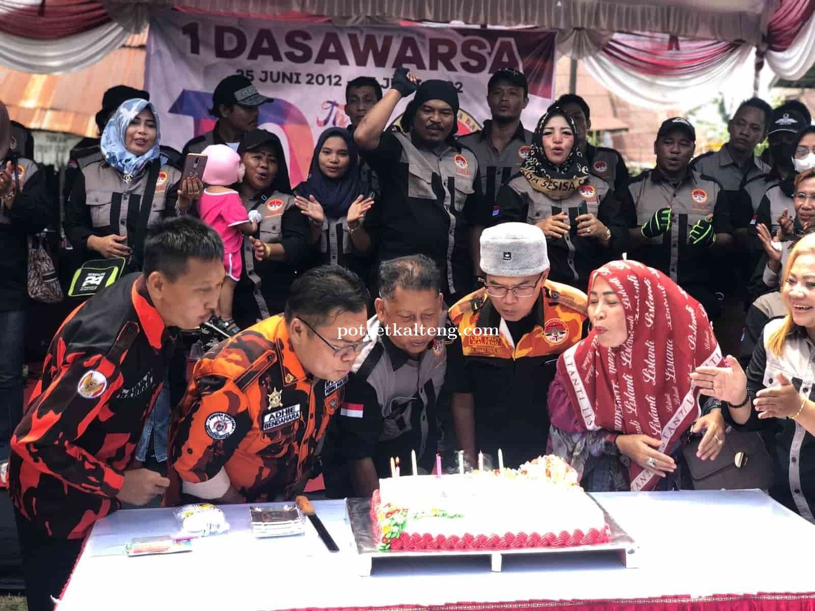 Sejuta Cinta Dari LSR Untuk 10 Tahun Kegiatan Kemanusiaan