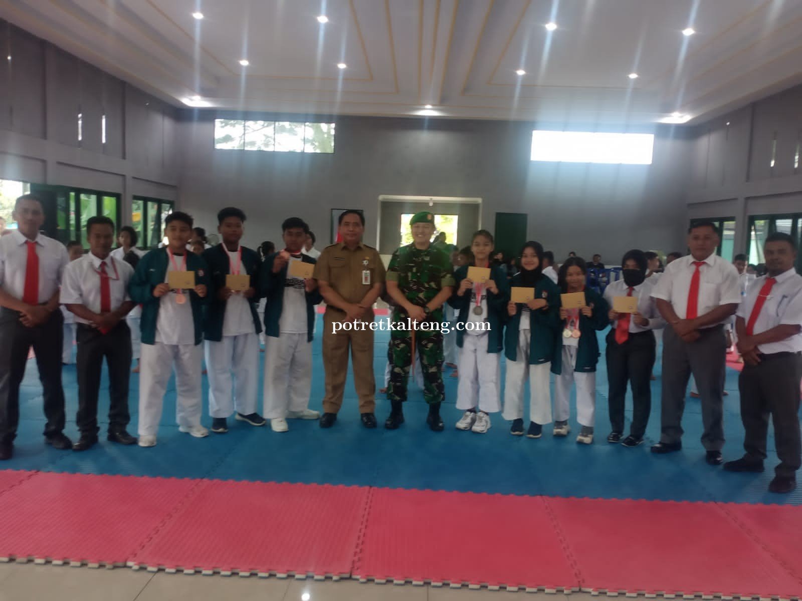 7 Karateka Junior Kapuas Perolehj 6 Medali Pada PORPROV Kalteng