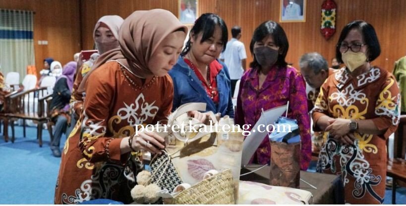 Ketua Dekranasda Kota Palangka Raya: Produk Lokal Diharapkan Mampu Bersaing Dengan Produk Luar