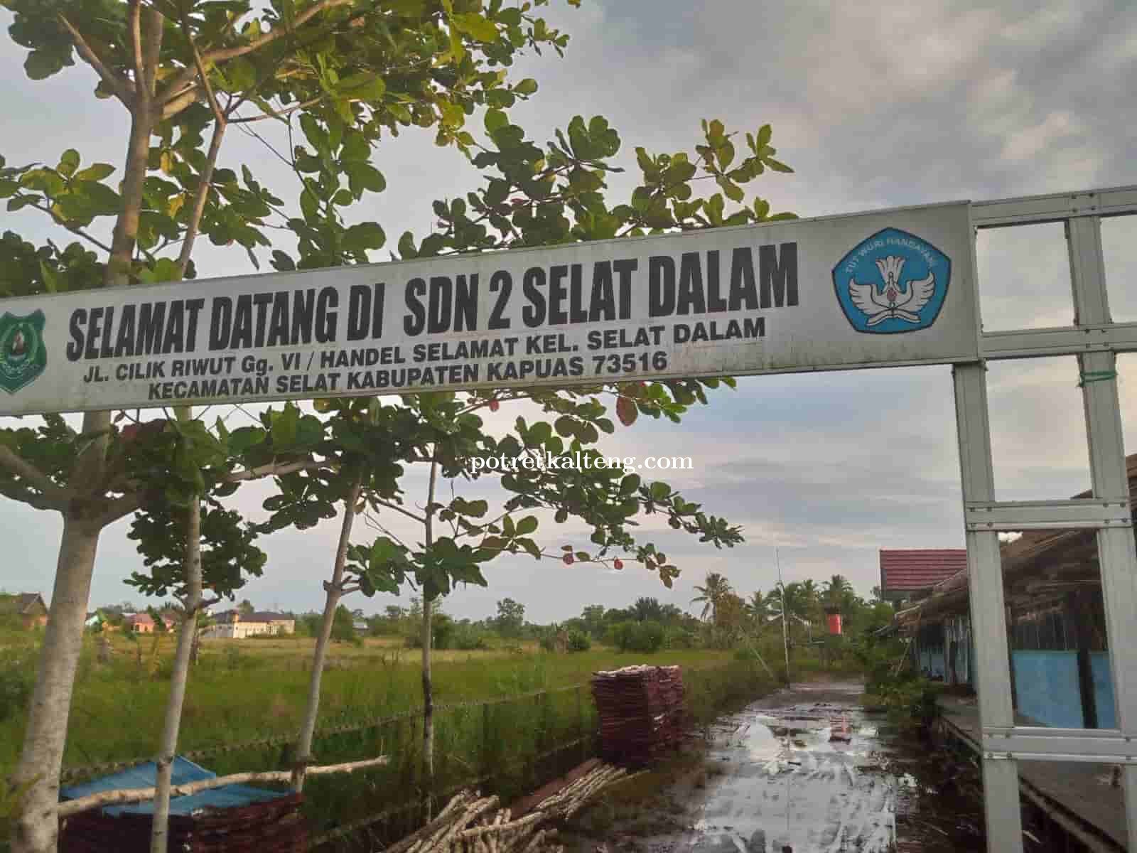 Pelaksanaan Belajar Mengajar di SDN 2 Selat Dalam Kapuas Masih Terganggu.