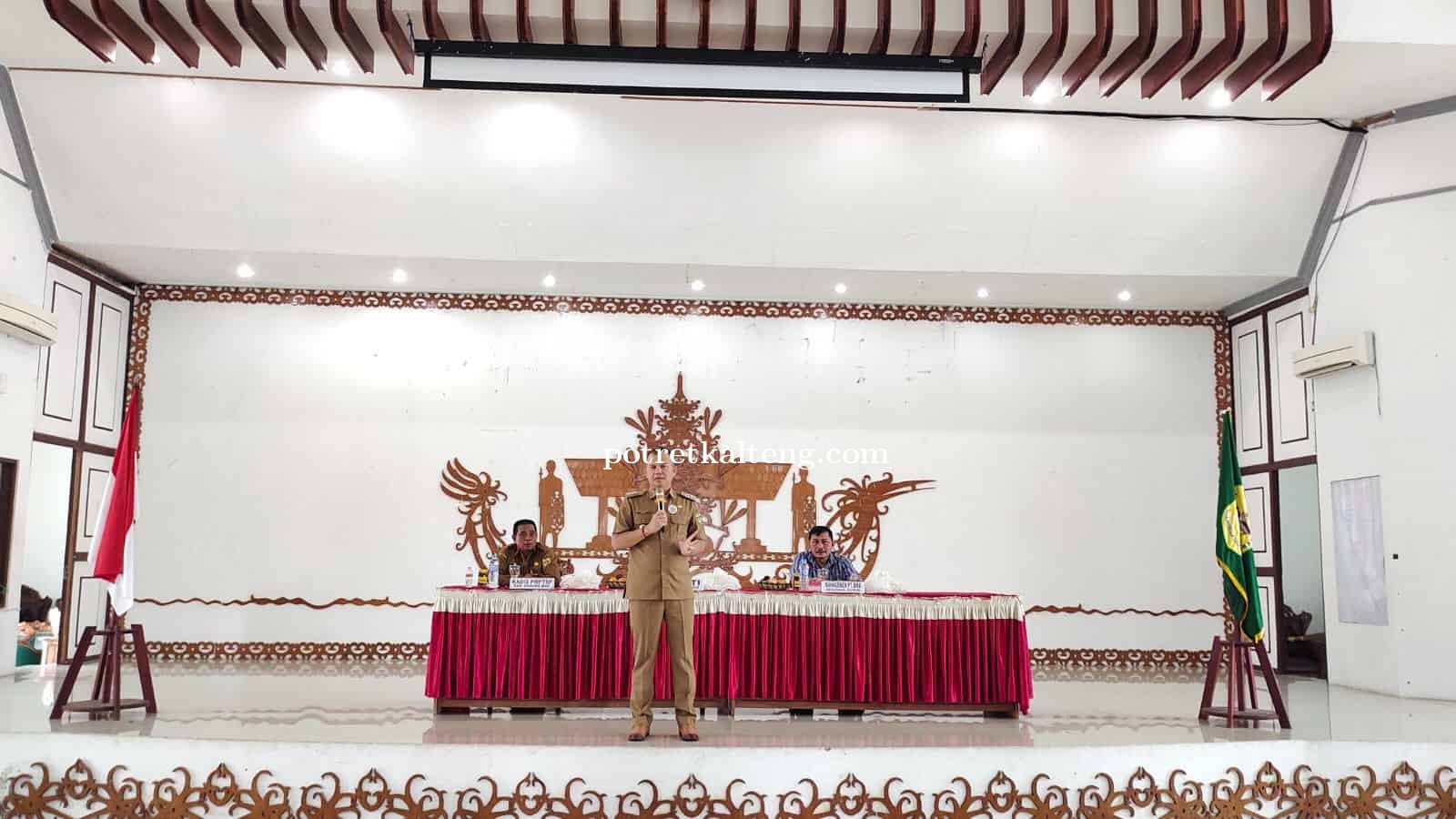 Bupati Gumas Pimpin Rapat Koordinasi Kebun Plasma PT. BMB Regional Kurun