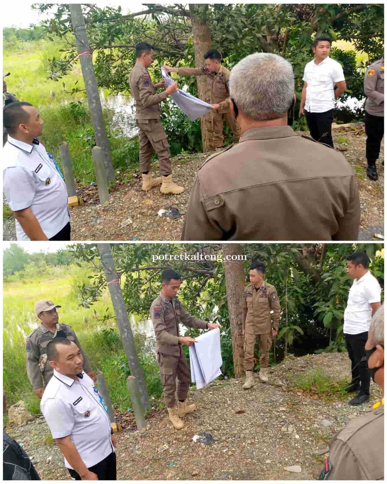 Aparat gabungan Turunkan Spanduk Ujaran Kebencian Terhadap Anies Baswedan Di Kapuas