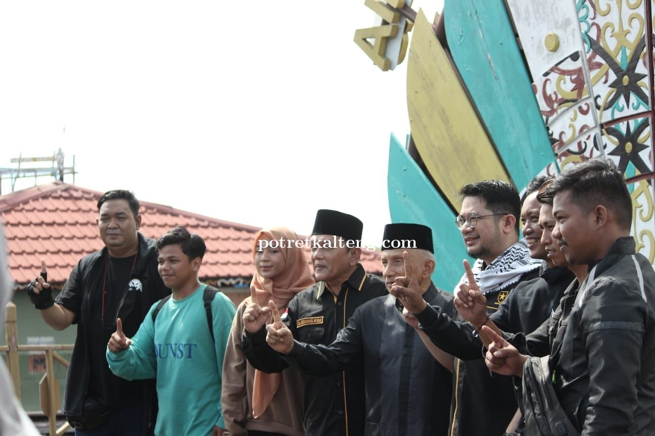 Bersama Partai Ummat, Amien Rais Kunjungi Lokasi Wisata Sungai Air Hitam Sabangau